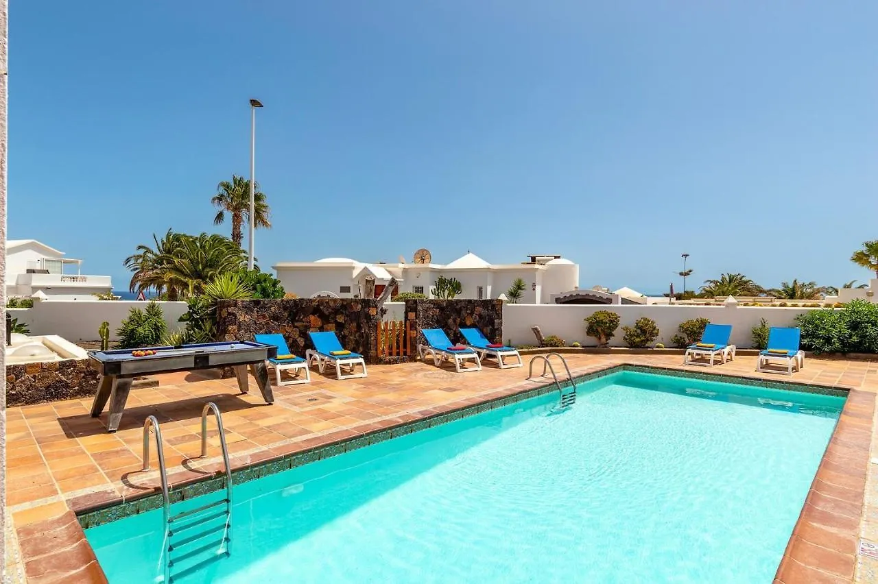 Villa Nikki By Villa Plus Puerto del Carmen   Puerto del Carmen (Lanzarote)