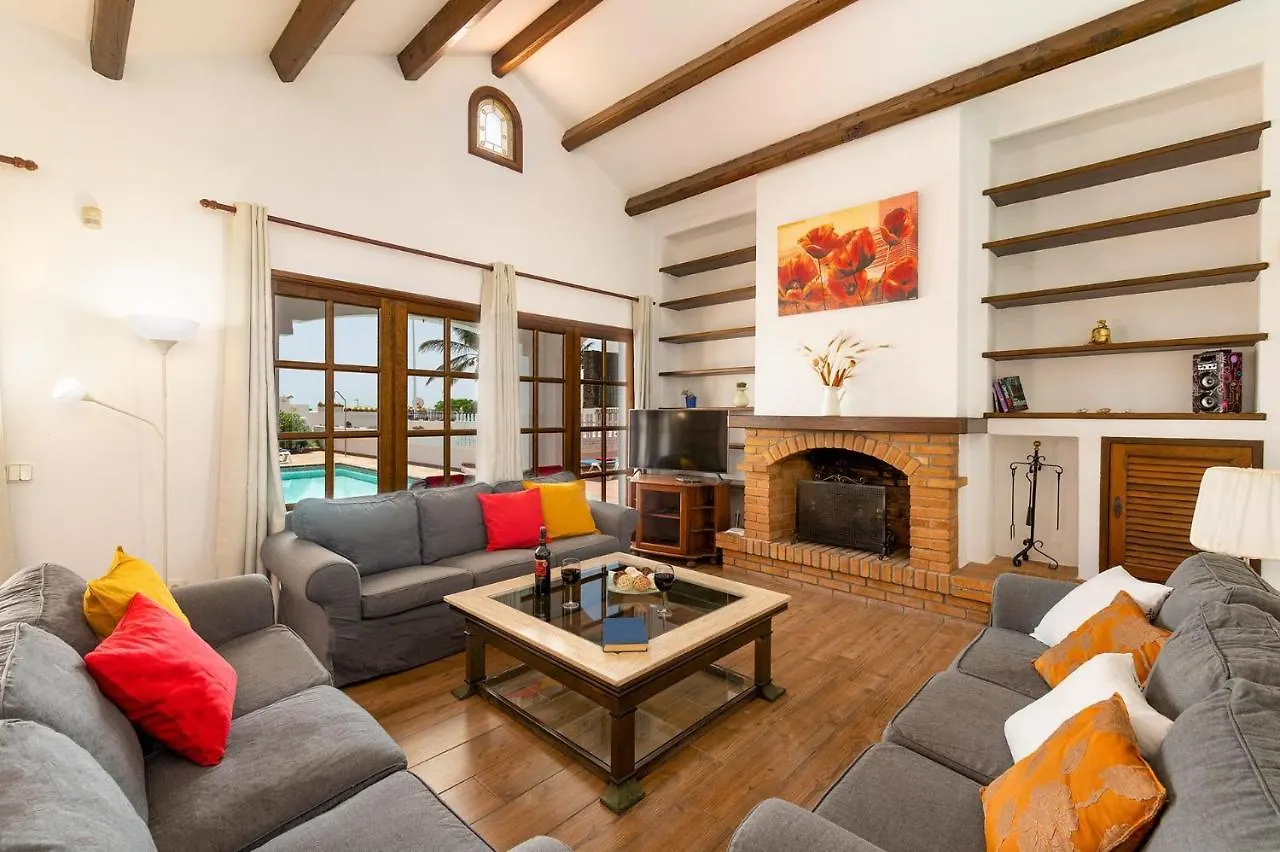 Villa Nikki By Villa Plus Puerto del Carmen